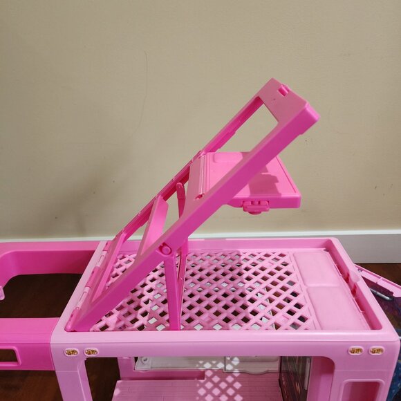 Barbie 3-in-1 Dream Camper Vehicle Mattel - Picture 9 of 9